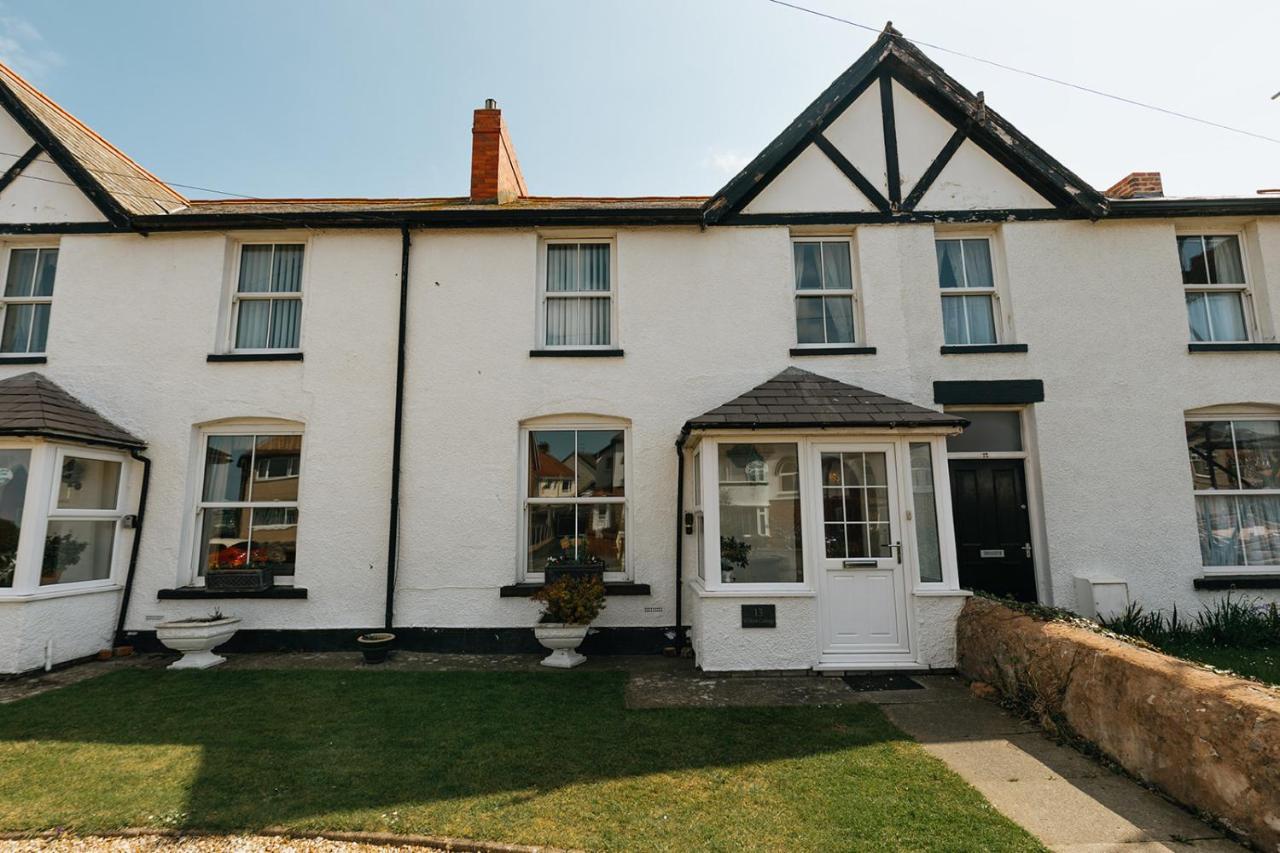 Willow Cottage - Cost 3 Bed Cottage In Penrhyn Bay With Sea Views With Access To Snowdonia Rhôs-on-Sea Exteriér fotografie