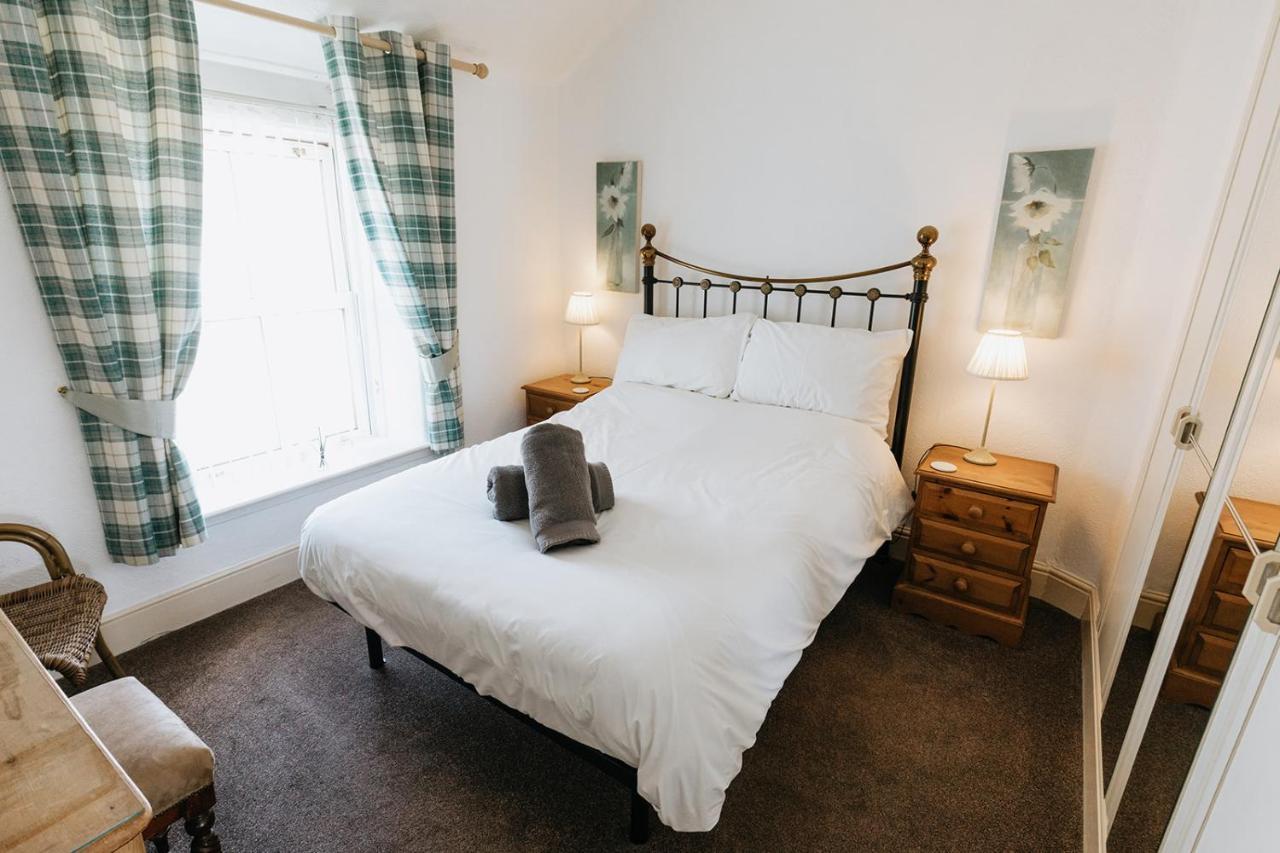 Willow Cottage - Cost 3 Bed Cottage In Penrhyn Bay With Sea Views With Access To Snowdonia Rhôs-on-Sea Exteriér fotografie