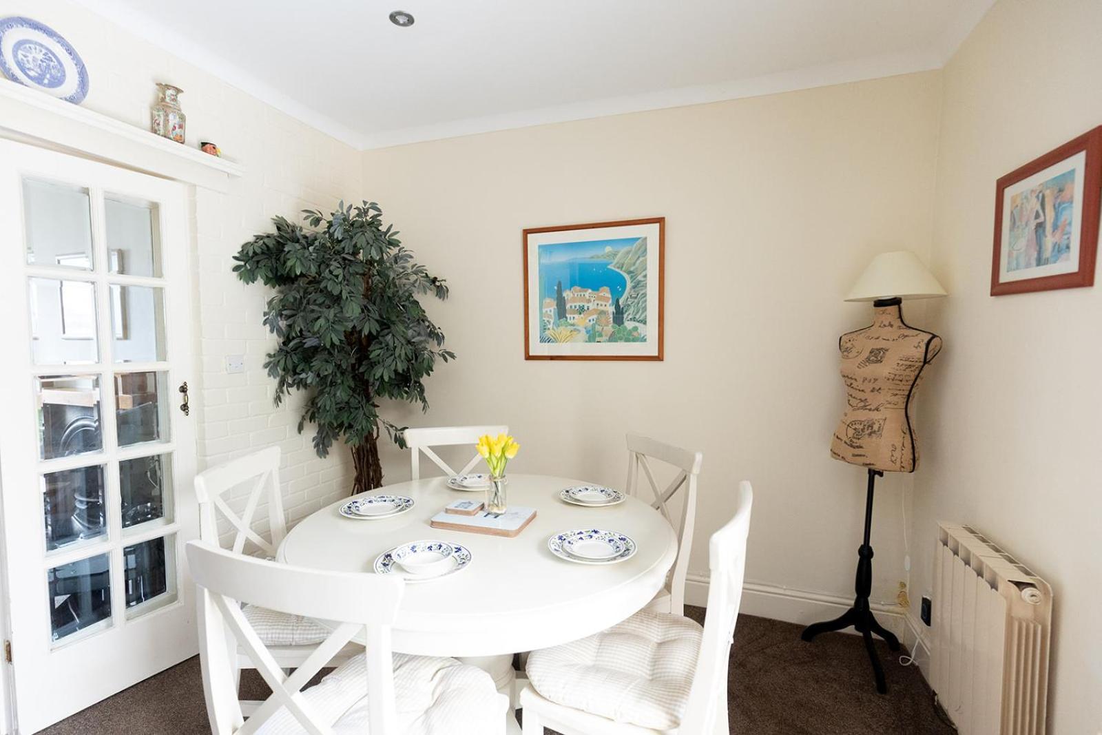 Willow Cottage - Cost 3 Bed Cottage In Penrhyn Bay With Sea Views With Access To Snowdonia Rhôs-on-Sea Exteriér fotografie